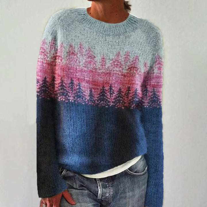 Elegant women's knitted pullover, vintage winter sweater with long sleeves, a warm and cozy seasonal essential.