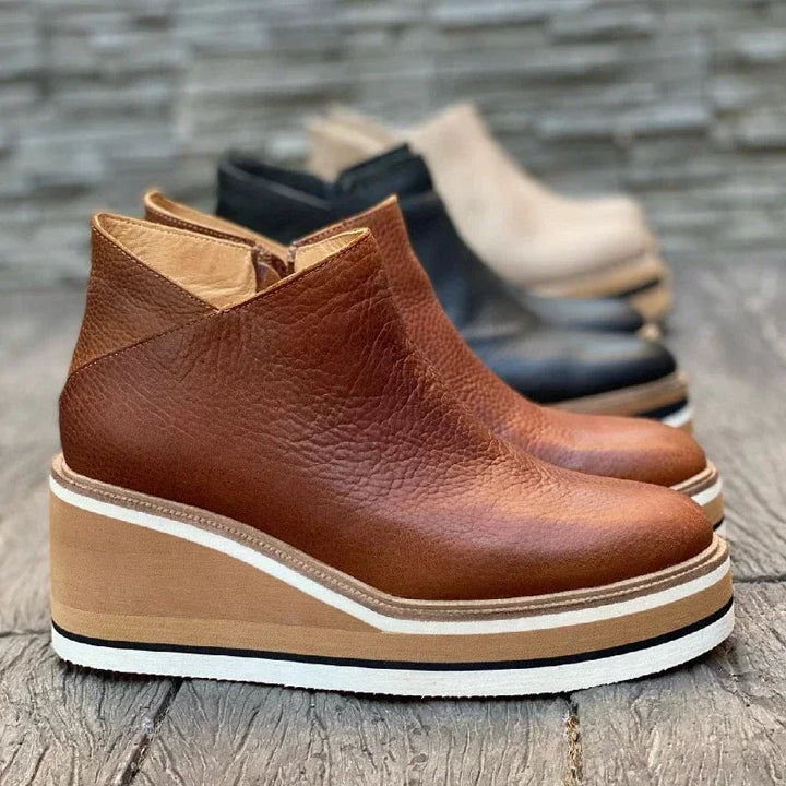 Comfortable women's retro wedge ankle boots, stylish and elegant, ideal for daily fashion footwear.