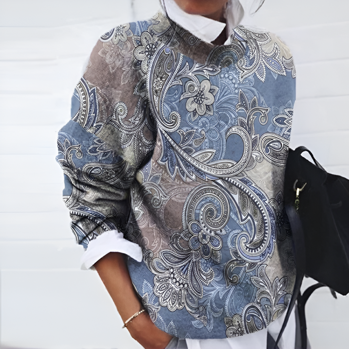 Stylish women's warm knit sweater. Ideal fall/winter comfort wear. Everyday casual knitwear for chilly days.