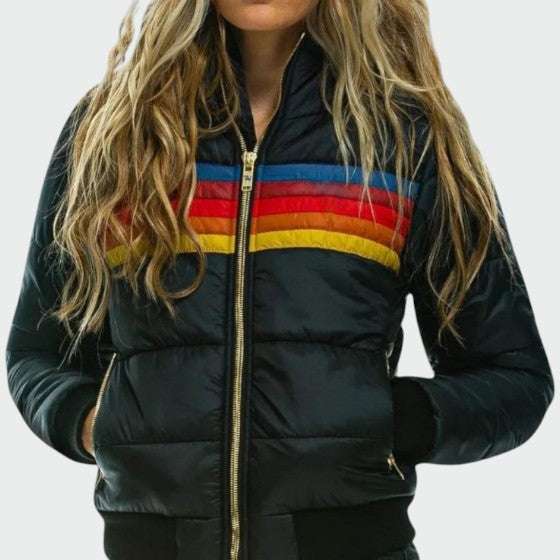 Cozy women's waterproof puffer jacket, ideal for winter. Warm and stylish, perfect for cold weather fashion.