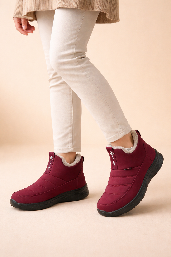 Cozy women's ankle boots, waterproof & warm. Ideal fall/winter footwear for daily casual comfort.