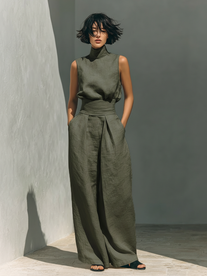 Stylish women's linen two-piece set: sleeveless roll neck top & wide-leg pants. Ideal for summer casual wear.