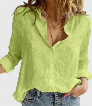 Floral print women's V-neck button blouse, perfect summer top for a chic and relaxed look.