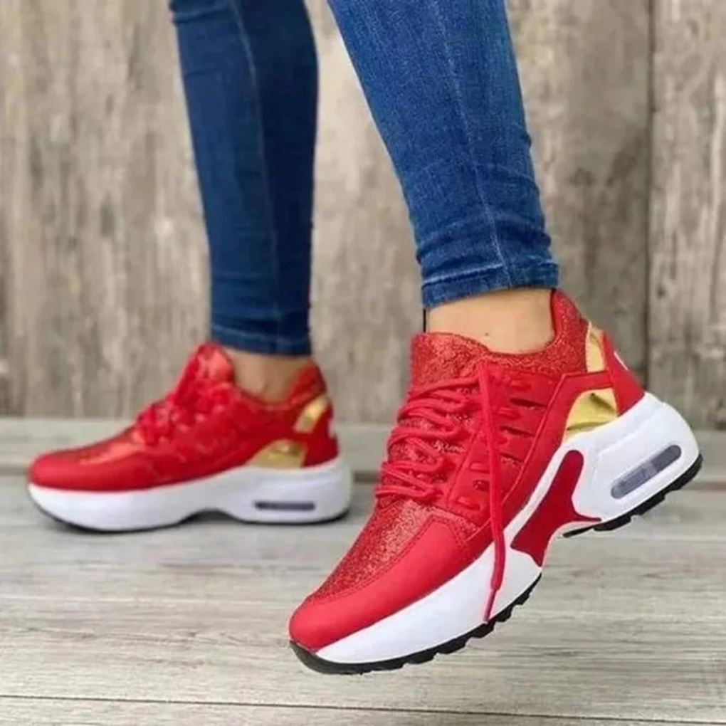 Everyday women's wide-fit casual shoes, excellent for walking, providing lasting comfort and style.