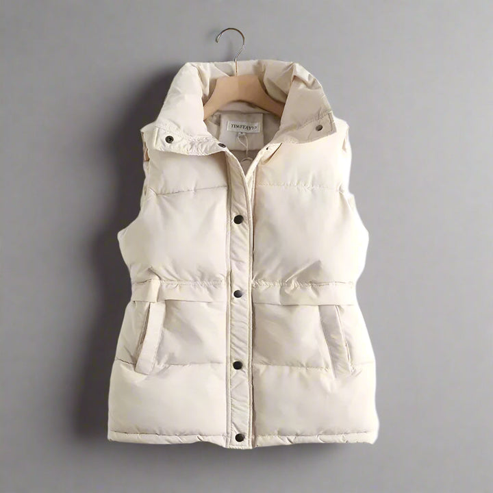 Comfortable women's windproof vest, perfect for activewear or casual layering. Thermal bodywarmer for fall/winter.
