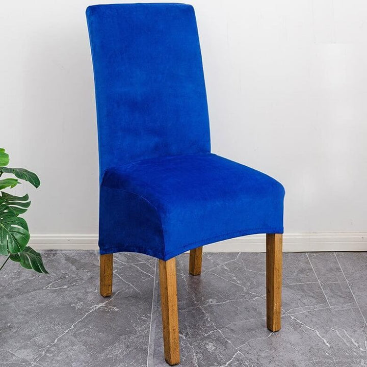 Luxurious XL velvet dining chair cover, durable & easy care.